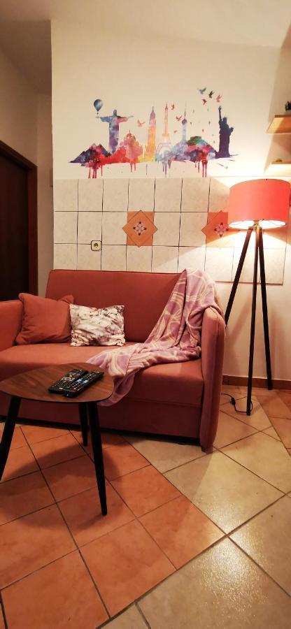 Apartmani Marija Kolan Eksteriør billede