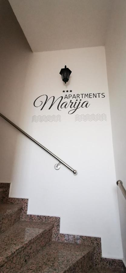 Apartmani Marija Kolan Eksteriør billede