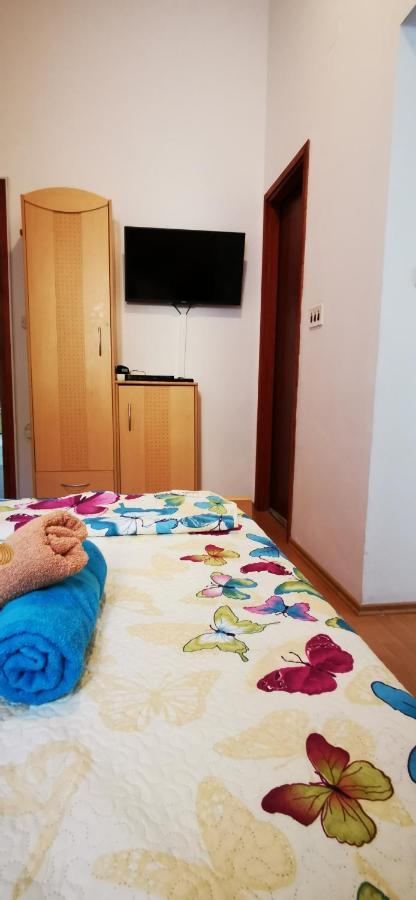 Apartmani Marija Kolan Eksteriør billede