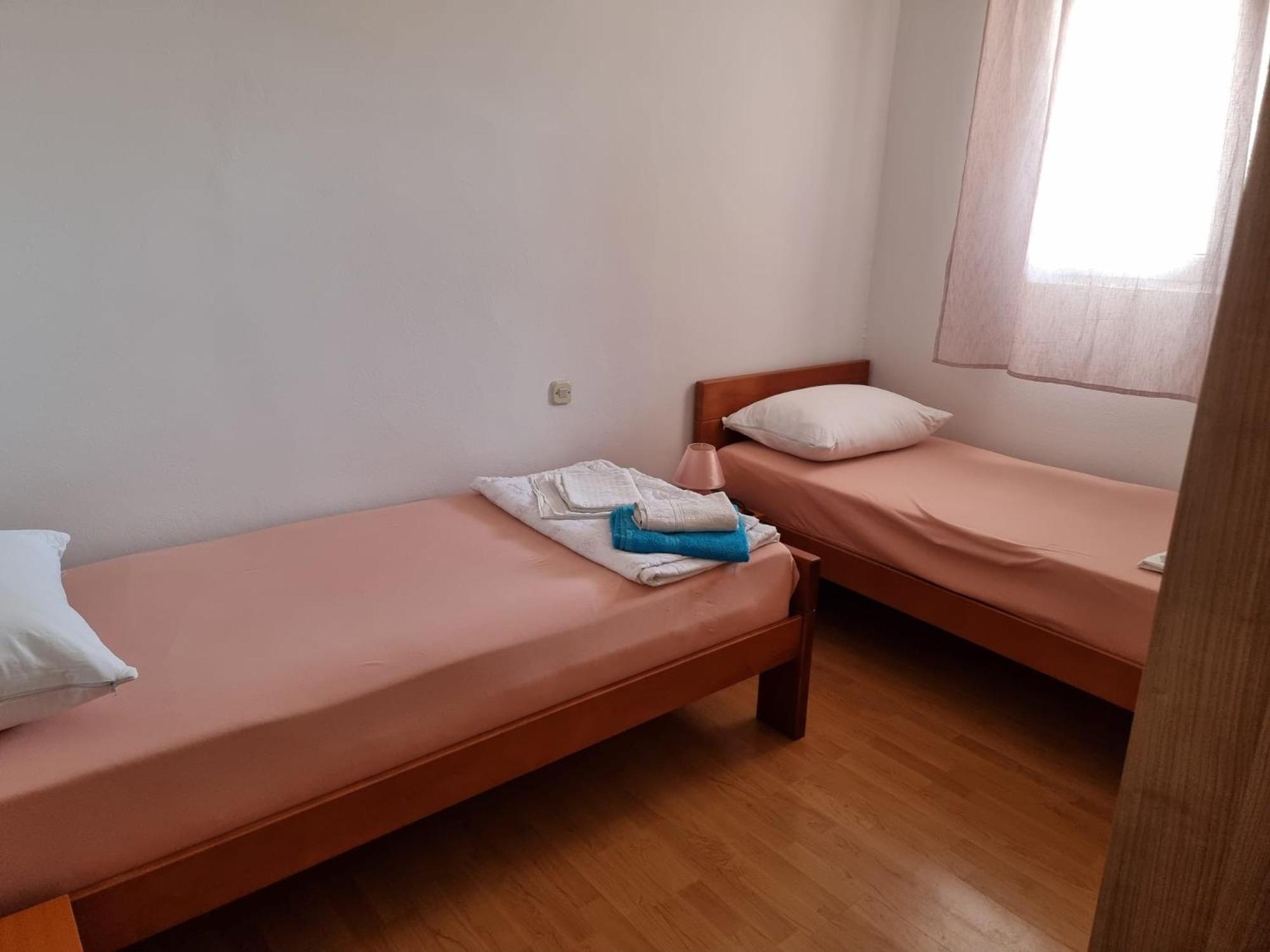Apartmani Marija Kolan Eksteriør billede
